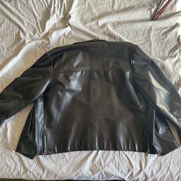 Banana Republic Black Leather Bomber Jacket - Picture 3 of 9
